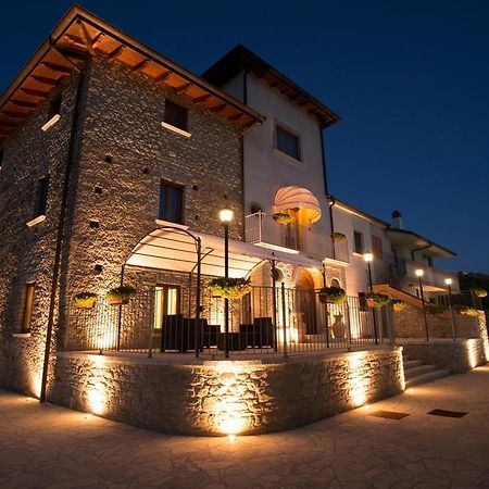 Agriturismo U' Casinu Da Scala Campora San Giovanni Eksteriør billede
