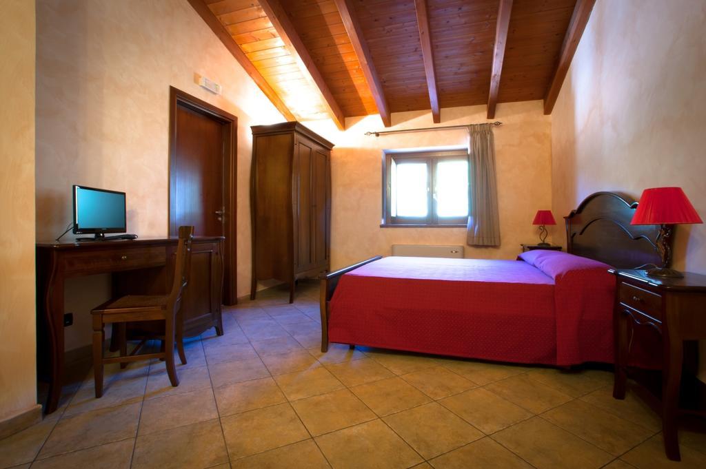 Agriturismo U' Casinu Da Scala Campora San Giovanni Værelse billede