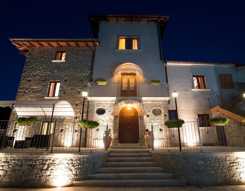 Agriturismo U' Casinu Da Scala Campora San Giovanni Eksteriør billede