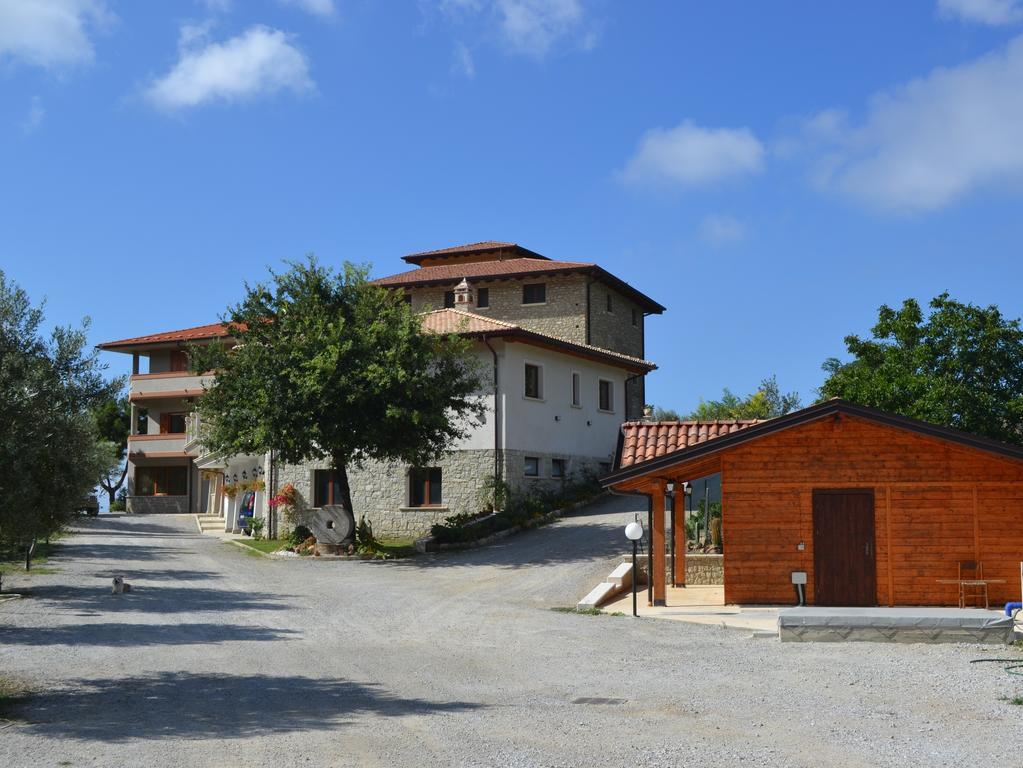 Agriturismo U' Casinu Da Scala Campora San Giovanni Eksteriør billede